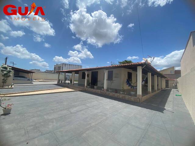#2437 - Casa para Venda em Eusébio - CE