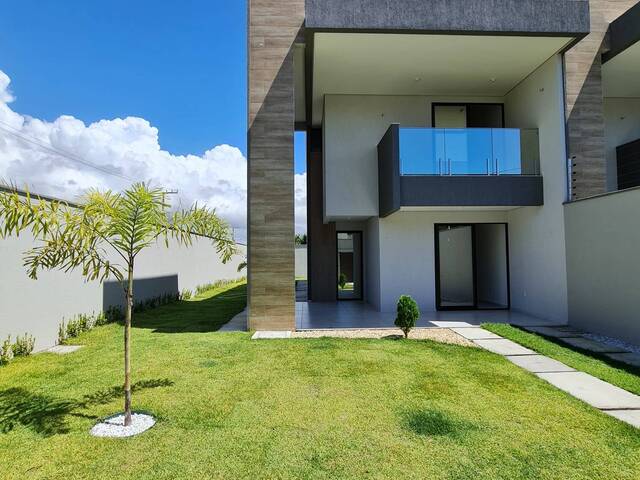 #2745 - Casa para Venda em Fortaleza - CE