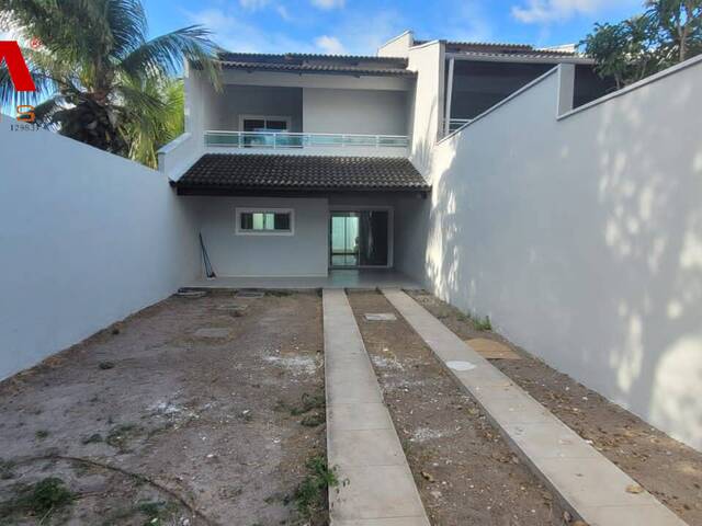#3099 - Casa para Venda em Eusébio - CE