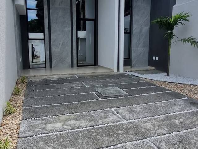 #3374 - Casa para Venda em Eusébio - CE