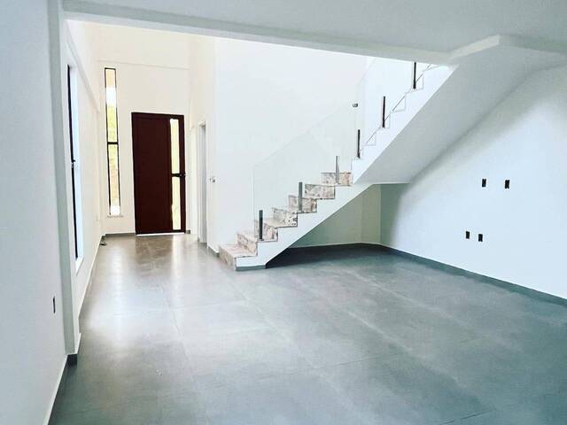 #3498 - Casa para Venda em Eusébio - CE