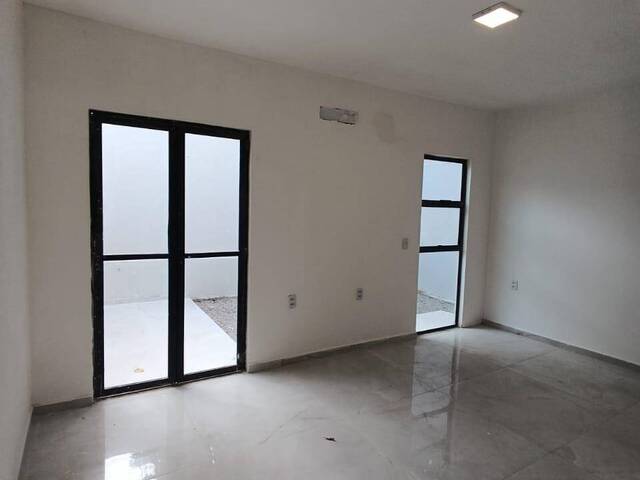 Casa para Venda em Eusébio - 4