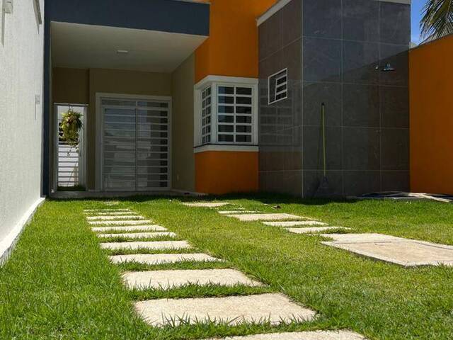 #2743 - Casa para Venda em Eusébio - CE