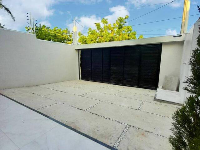 #3519 - Casa para Venda em Eusébio - CE