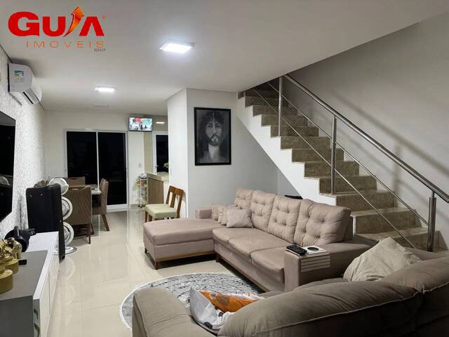 #3724 - Casa para Venda em Eusébio - CE