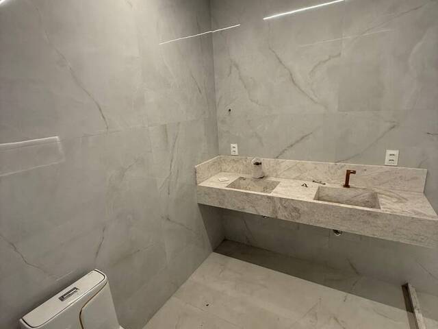 Casa para Venda em Eusébio - 5