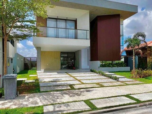 #3829 - Casa em condomínio para Venda em Eusébio - CE - 2