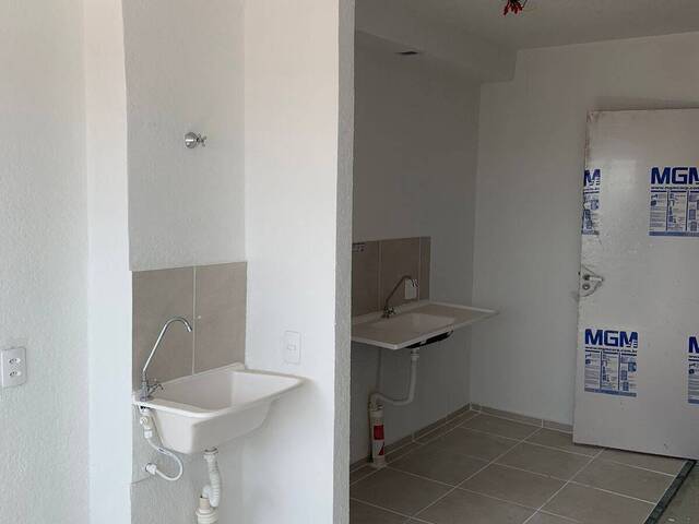 #3877 - Apartamento para Locação em Fortaleza - CE - 3
