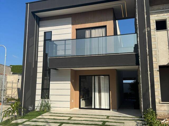 #3643 - Casa em condomínio para Venda em Eusébio - CE