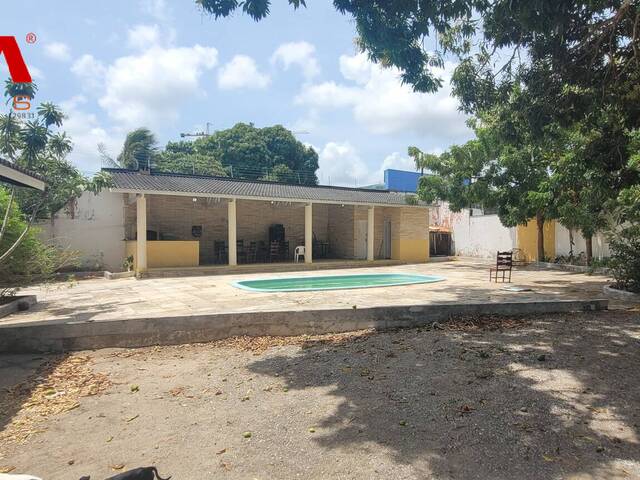 #3986 - Casa para Venda em Eusébio - CE - 3