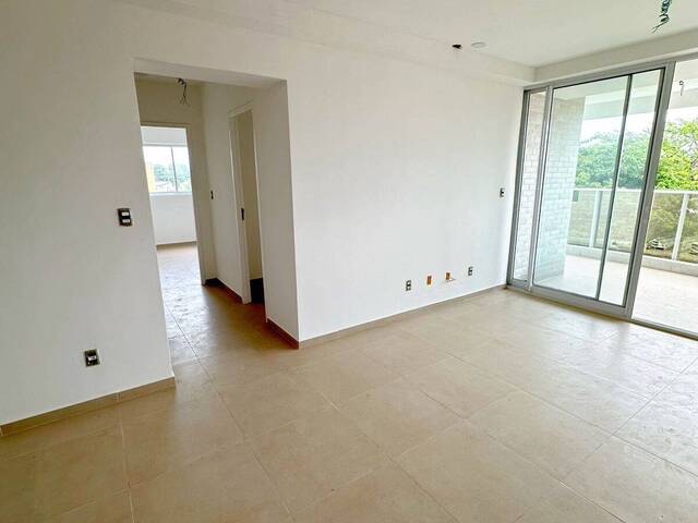 #4002 - Apartamento para Venda em Eusébio - CE - 2