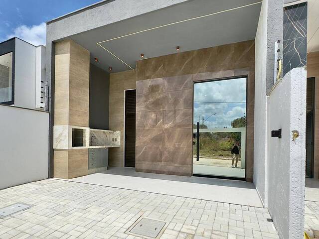 #4023 - Casa para Venda em Eusébio - CE - 2