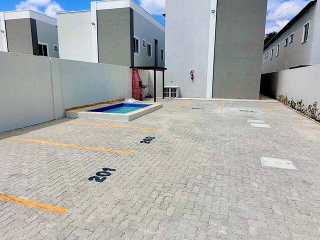 #4030 - Apartamento para Venda em Itaitinga - CE - 2