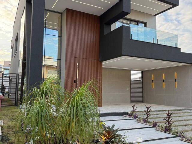 #4086 - Casa para Venda em Eusébio - CE - 1