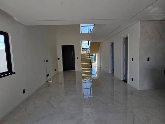 #4126 - Casa em condomínio para Venda em Eusébio - CE - 2