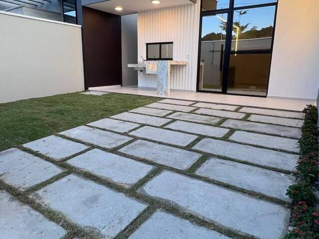#3946 - Casa para Venda em Eusébio - CE