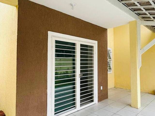#4167 - Casa para Venda em Eusébio - CE - 2