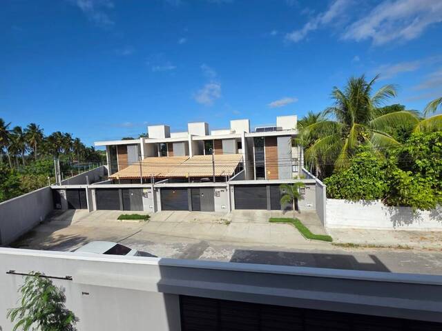 #4230 - Casa em condomínio para Venda em Eusébio - CE - 2