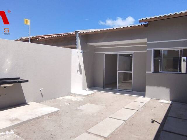 #4285 - Casa para Venda em Itaitinga - CE - 2