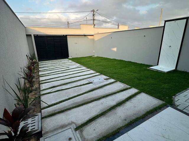 #4332 - Casa para Venda em Aquiraz - CE - 2
