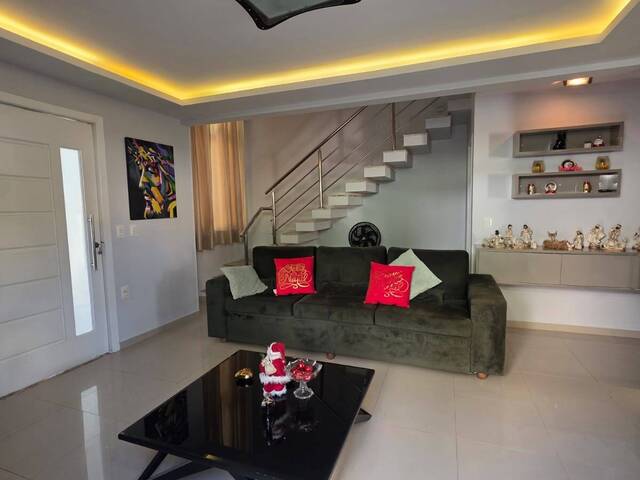 #4419 - Casa em condomínio para Venda em Eusébio - CE - 2