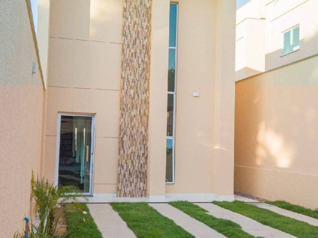 #4561 - Casa para Venda em Eusébio - CE - 1