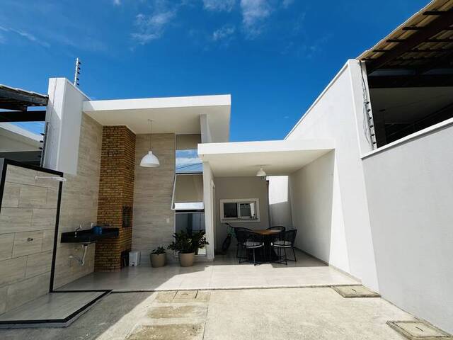 #4639 - Casa para Venda em Eusébio - CE - 2