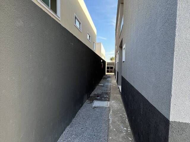 #4678 - Apartamento para Venda em Itaitinga - CE - 2