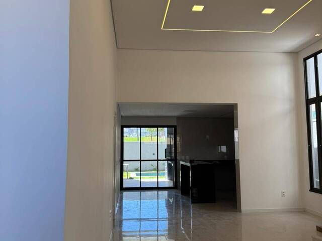 #4724 - Casa em condomínio para Venda em Eusébio - CE - 2