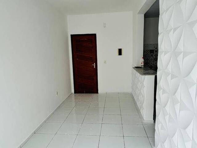 #4730 - Apartamento para Venda em Horizonte - CE - 2