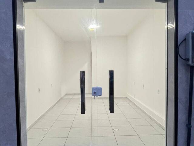 #4742 - Ponto Comercial para Locação em Itaitinga - CE - 1