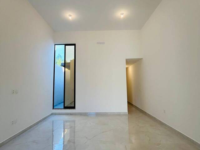 #4754 - Casa para Venda em Eusébio - CE - 2