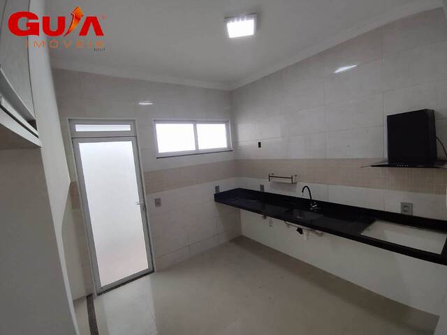 #4640 - Casa para Venda em Eusébio - CE - 3