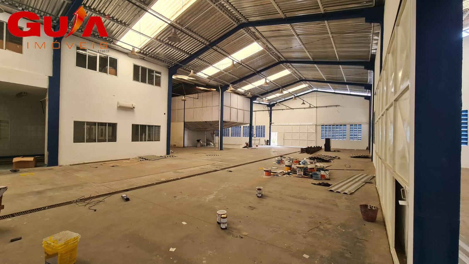 Galpão na Messejana com 1000 m² de área construída