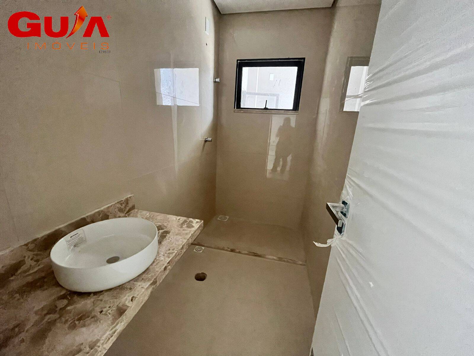 Casa à venda com 3 quartos, 100m² - Foto 11