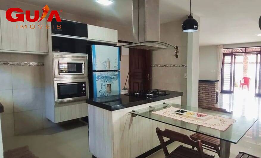 Excelente Casa plana próximo ao centro Eusébio.
