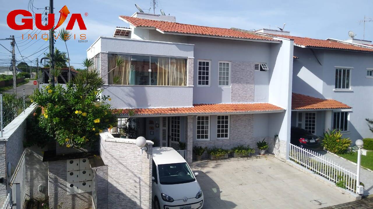 Apartamento à venda com 4 quartos, 145m² - Foto 1