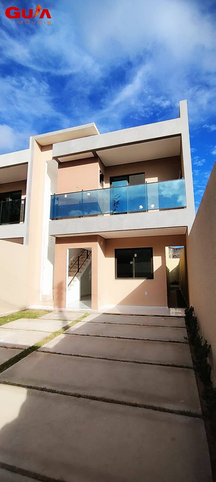 Casa à venda com 4 quartos, 149m² - Foto 1