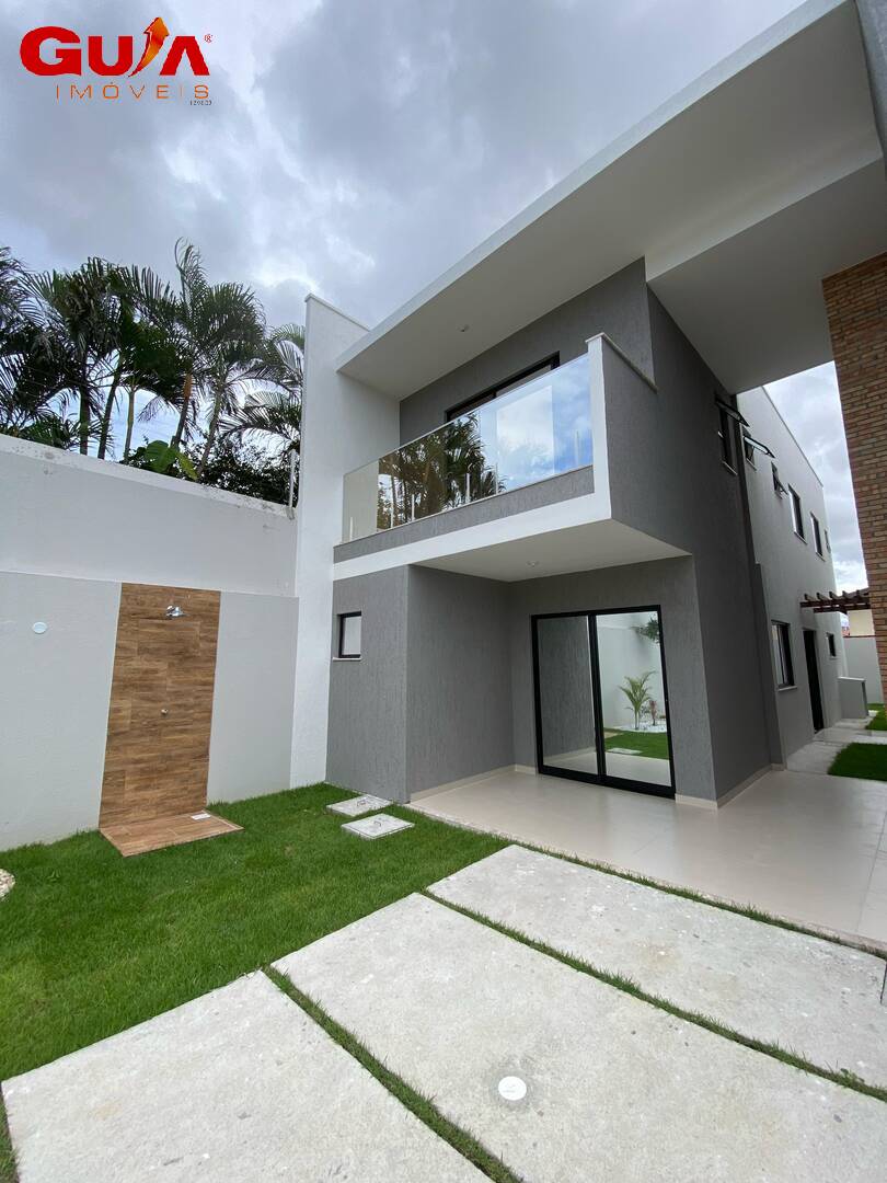 Casa duplex para venda com 3 suítes na Edson Queiroz