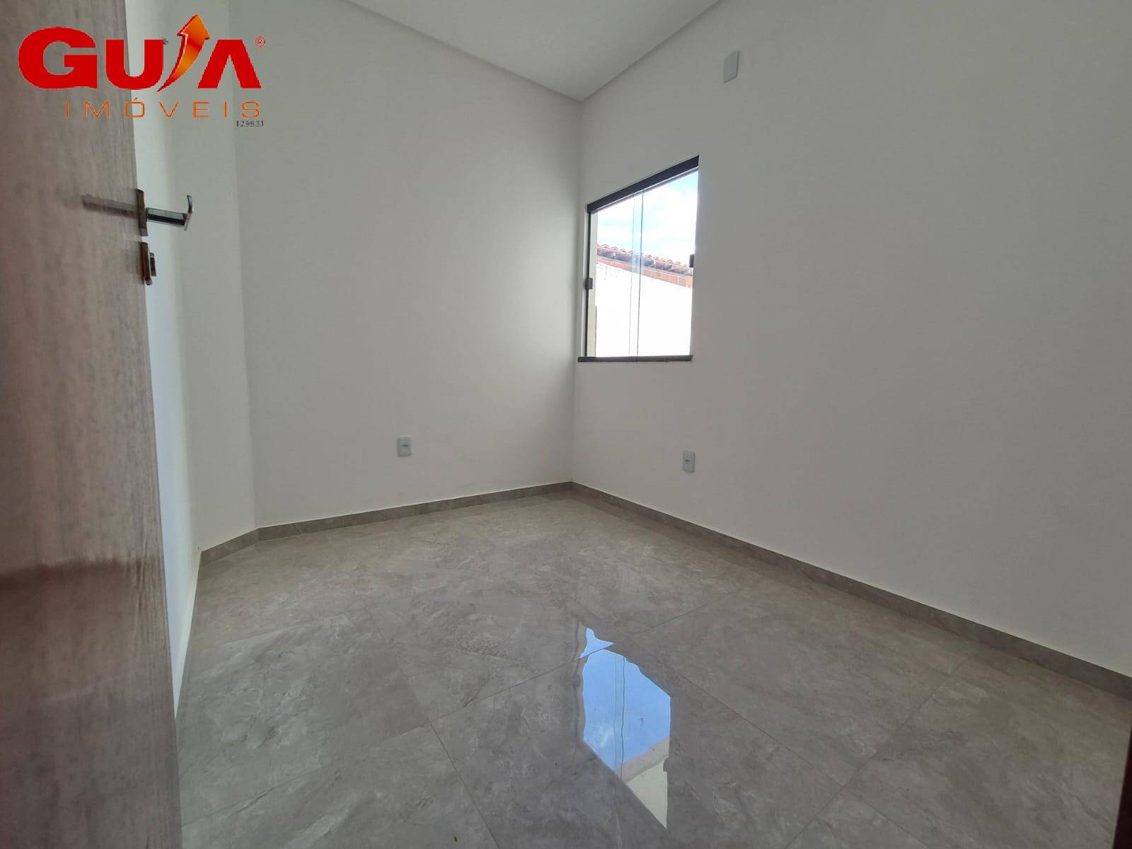 Casa à venda com 3 quartos, 80m² - Foto 8