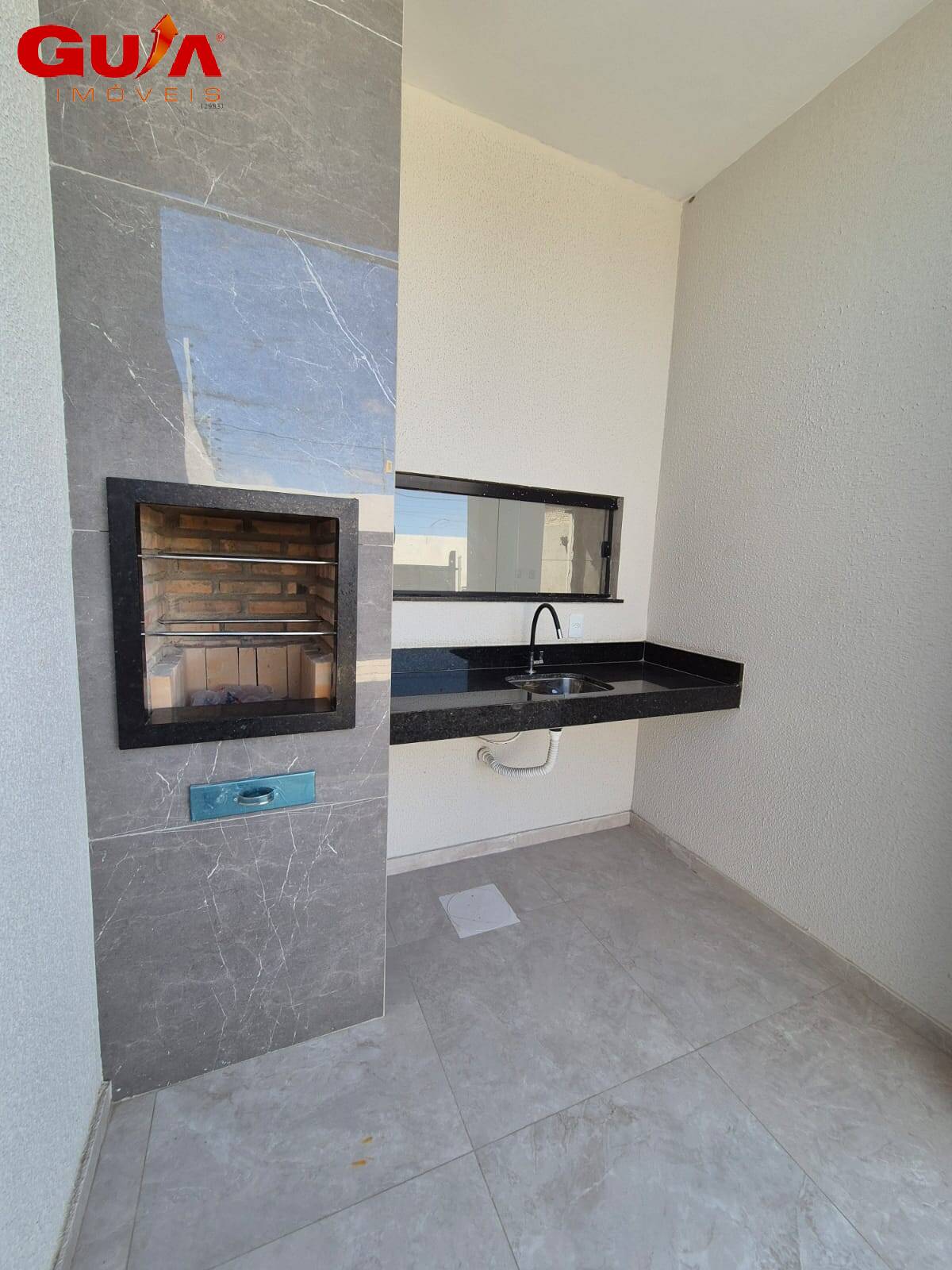 Casa à venda com 3 quartos, 80m² - Foto 14