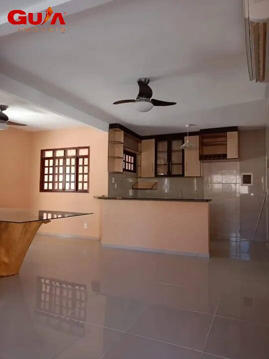 Casa à venda com 3 quartos, 230m² - Foto 6