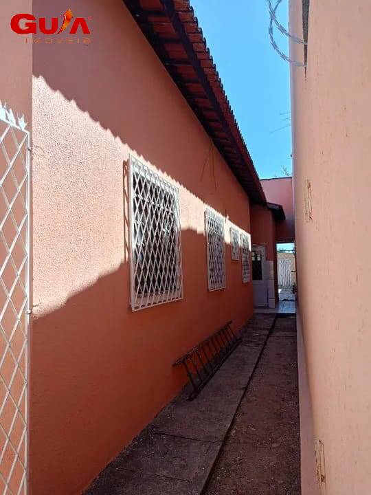 Casa à venda com 3 quartos, 230m² - Foto 15
