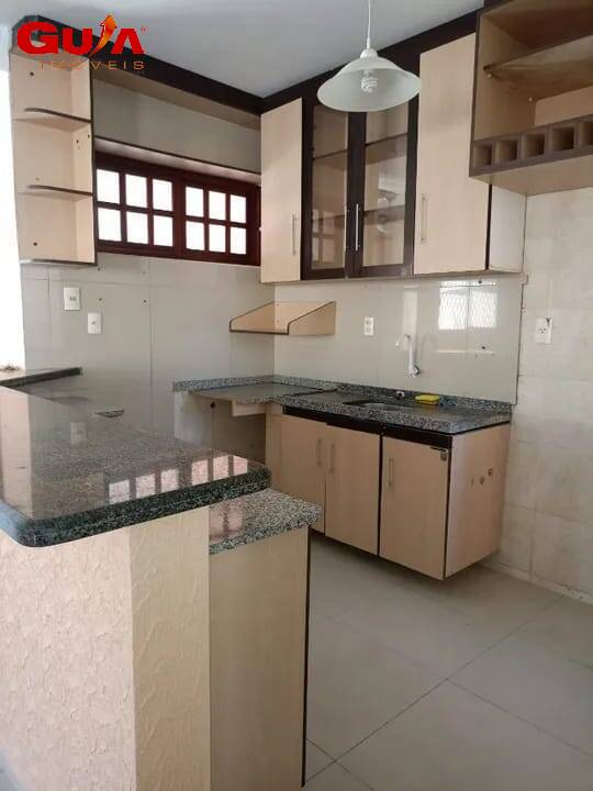 Casa à venda com 3 quartos, 230m² - Foto 13