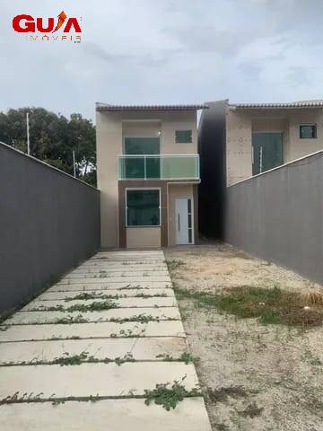 Casa à venda com 4 quartos, 116m² - Foto 1