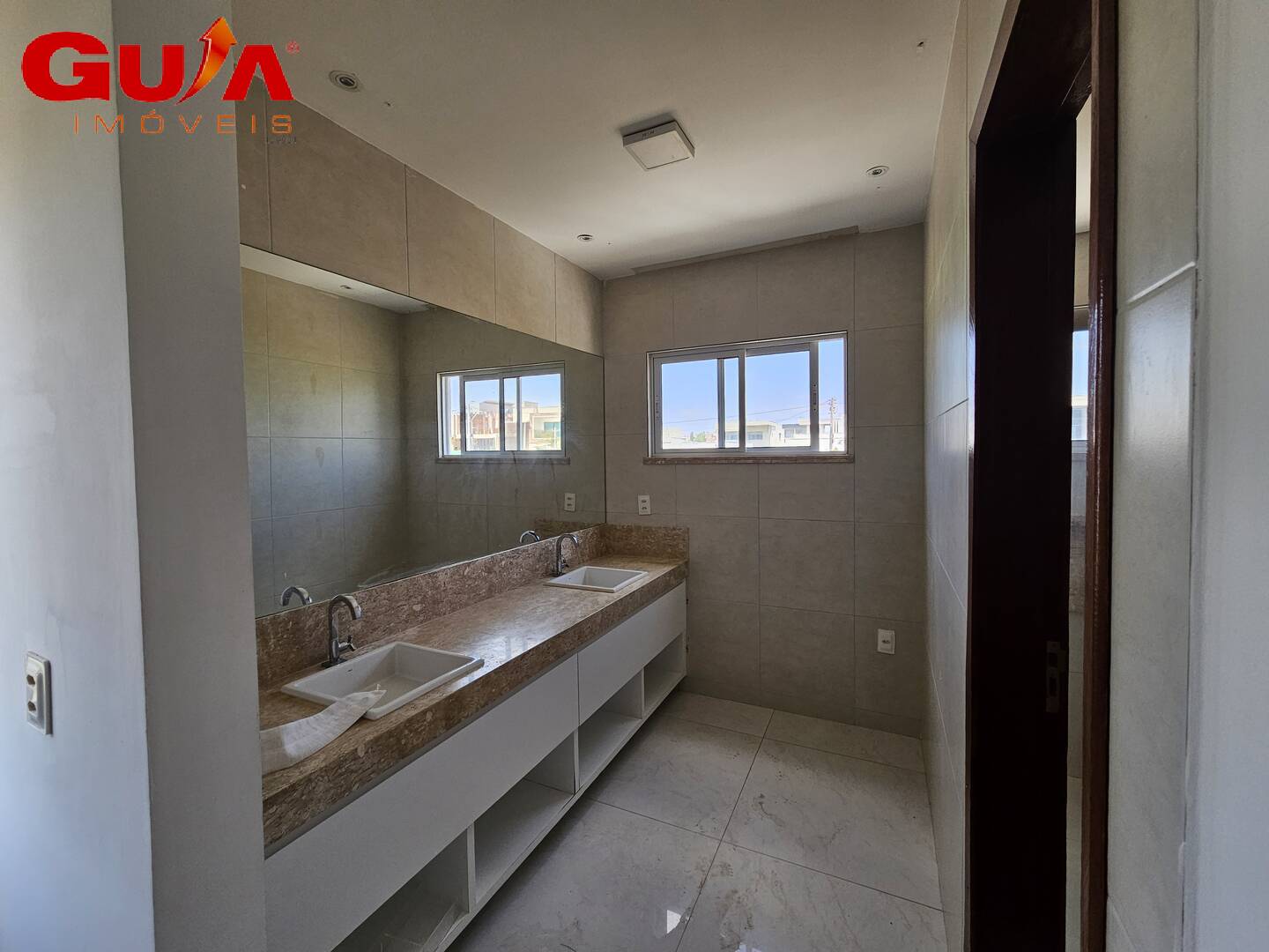 Casa à venda com 4 quartos, 450m² - Foto 9