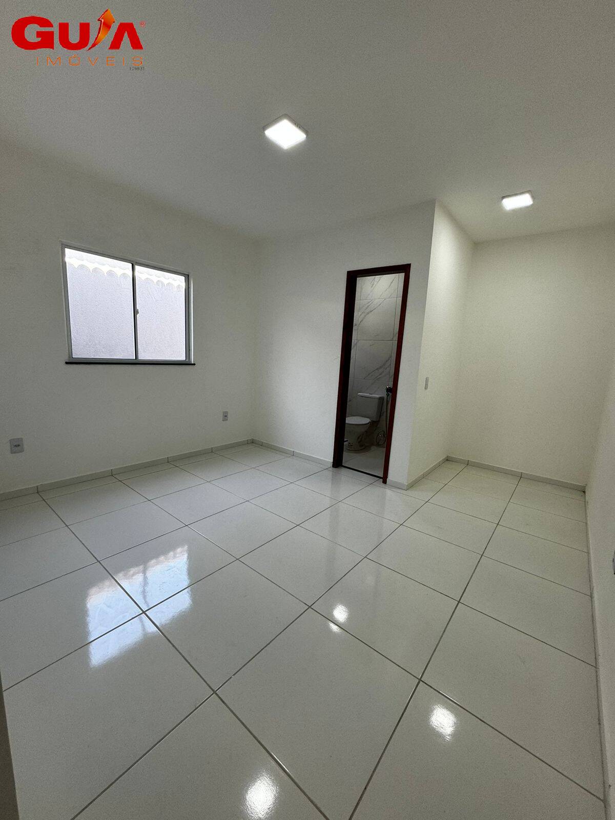 Casa à venda com 2 quartos, 80m² - Foto 7