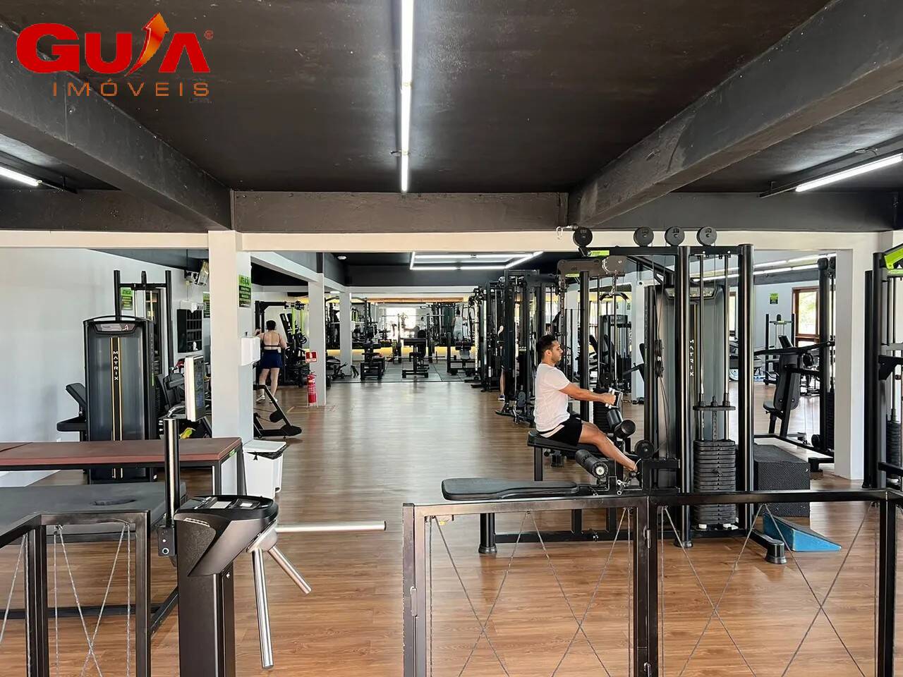 Casa de Condomínio para alugar com 3 quartos, 232m² - Foto 14