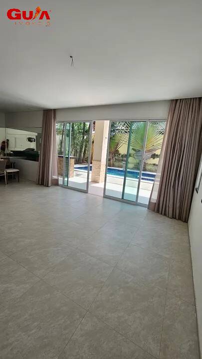 Casa de Condomínio para alugar com 3 quartos, 232m² - Foto 6