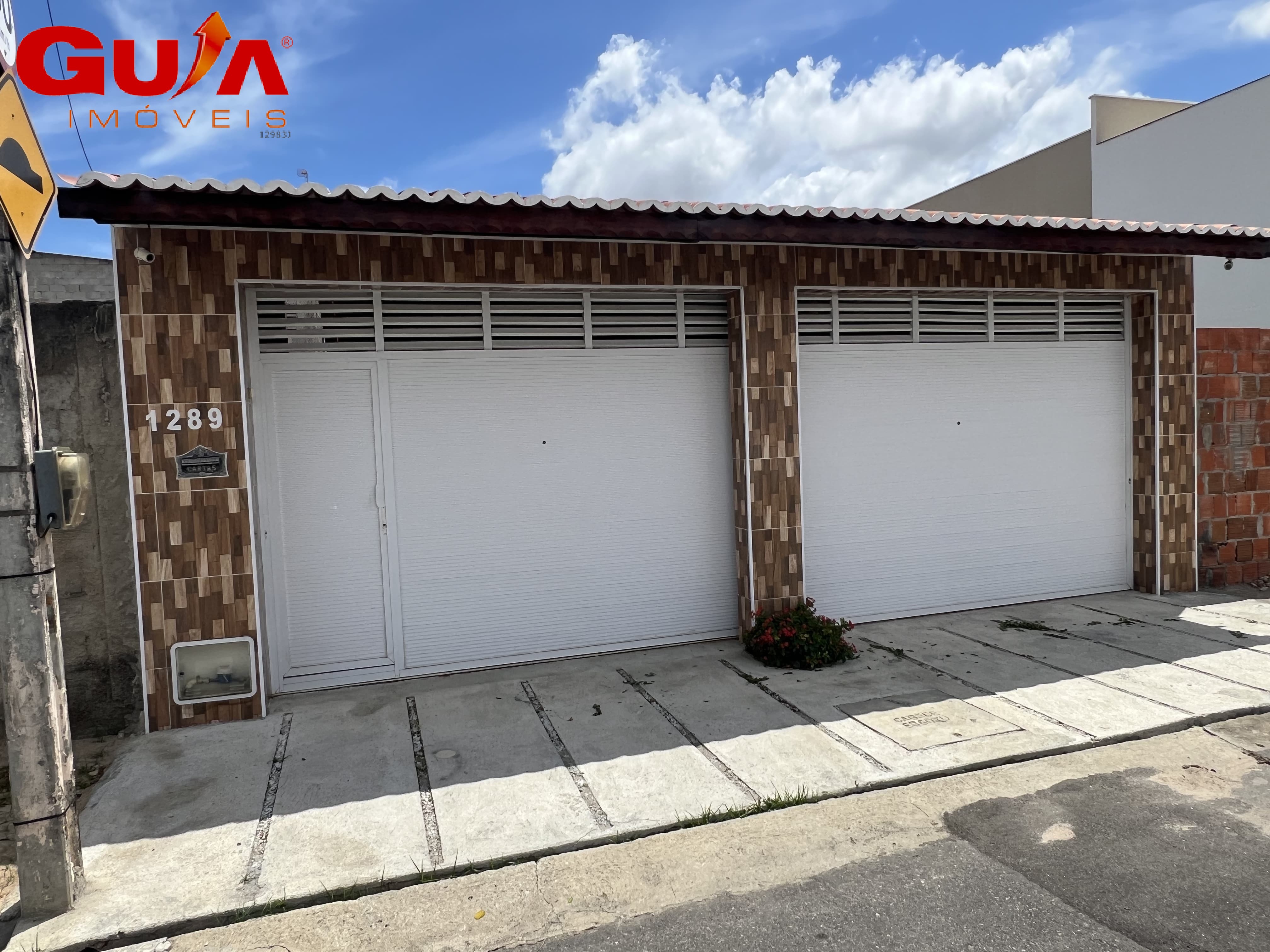 casa plana - Bairro Parque dos Irmãos